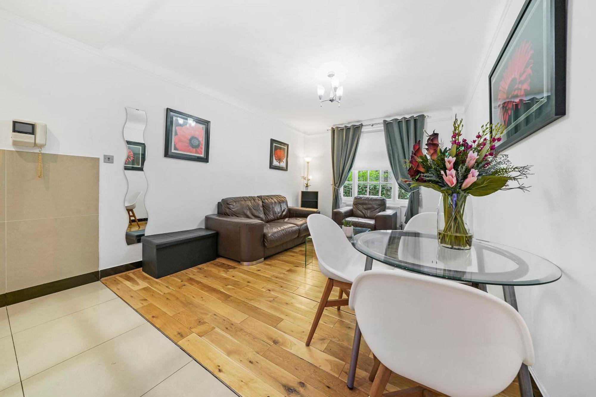 Bryanston Apartment London
